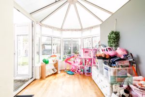 Photo 19- click for photo gallery